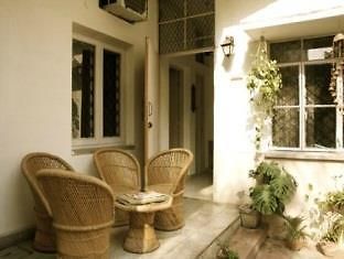 Eleven Hotel New Delhi Exterior photo