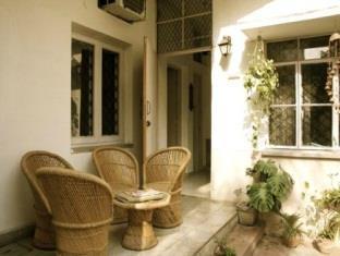 Eleven Hotel New Delhi Exterior photo